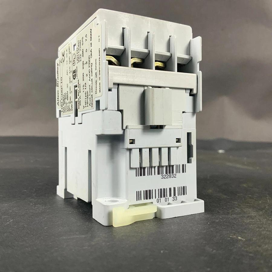 Used ALLEN BRADLEY 100-C09 10 CONTACTOR RELAY ($20 OBO)