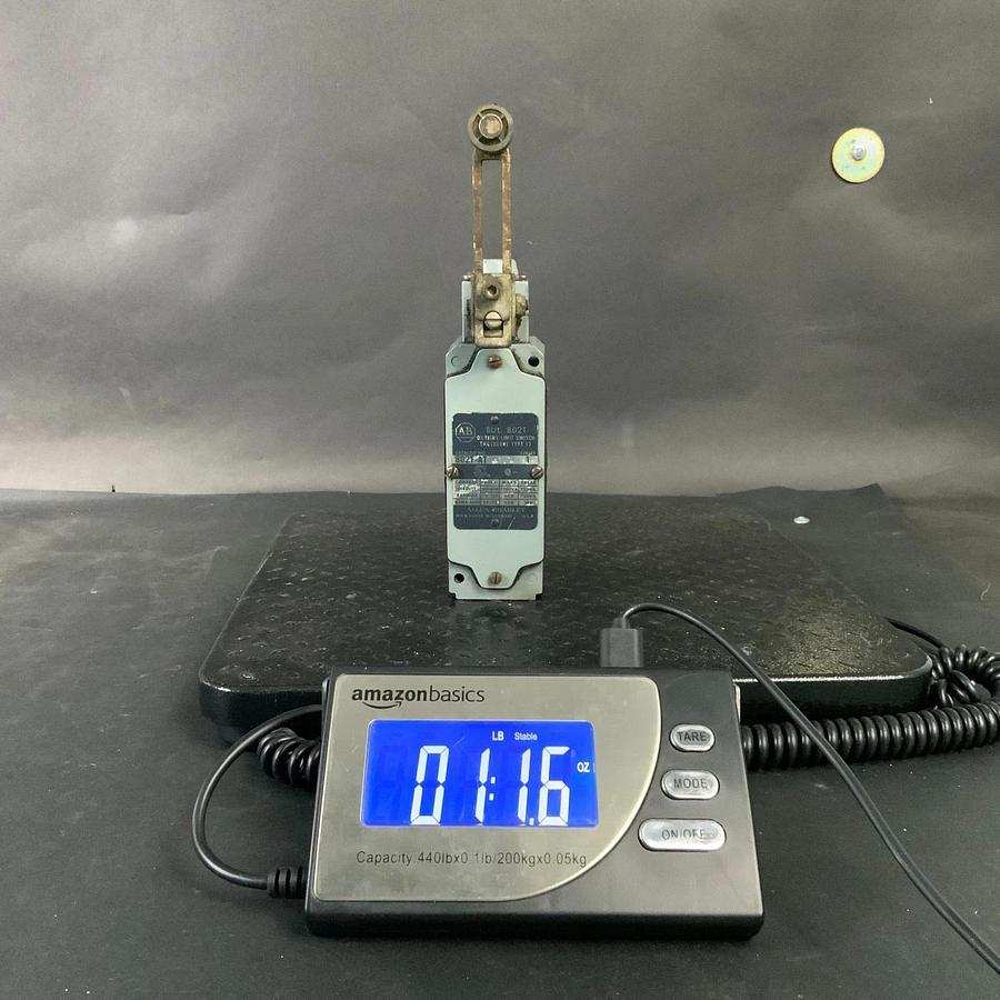 Used ALLEN BRADLEY 802T-AT LIMIT SWITCH ($60 OBO)