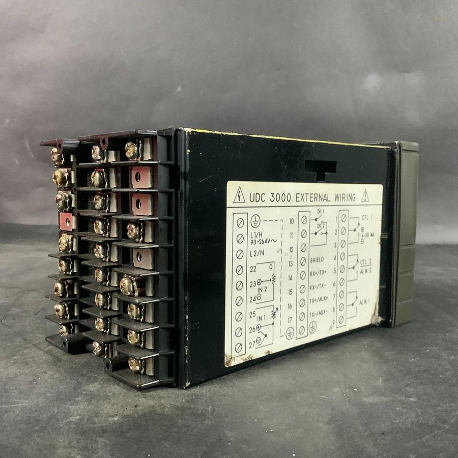 Used HONEYWELL UDC3000 VERSA-PRO DIGITAL CONTROLLER ($130 OBO)