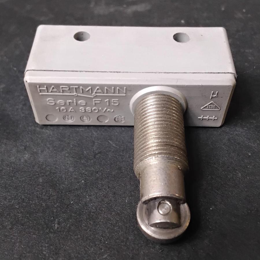Used HARTMANN F15 SERIES LIMIT SWITCH-GROUP OF 2 ($16 OBO)