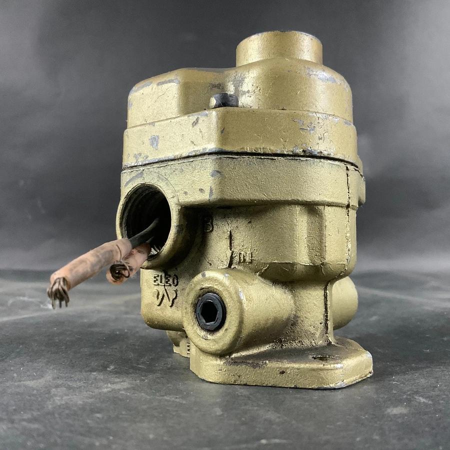 Used ROSS 233C93 PNEUMATIC SOLENOID ($45 OBO)