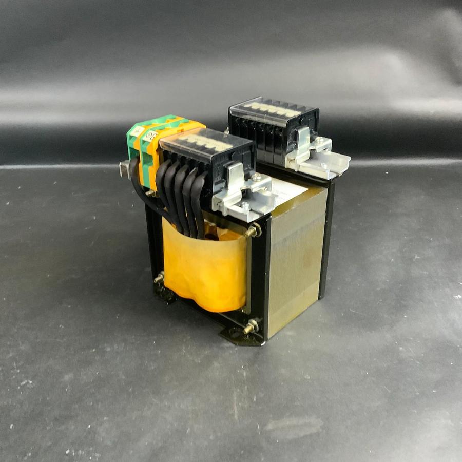 Used TOYOZUMI UEE0036-016007-03S TRANSFORMER ($175 OBO)