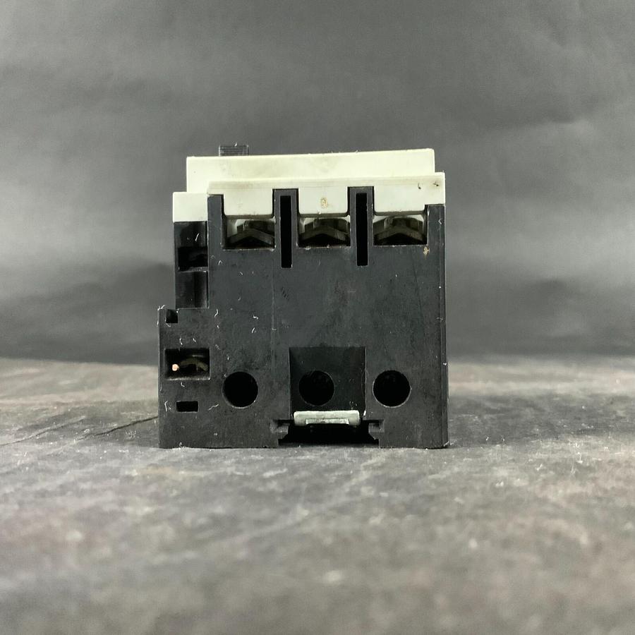 Used SIEMENS 3VU1300-1MH00 CIRCUIT BREAKER ($35 OBO)