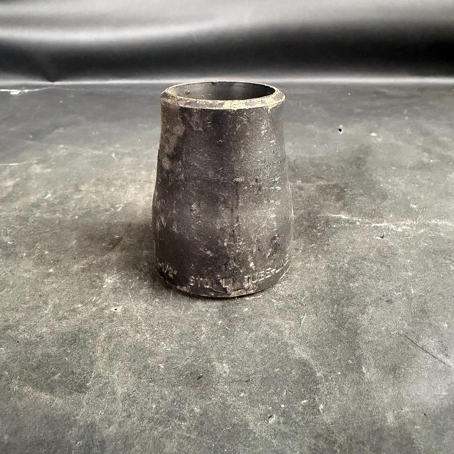 Used UNBRANDED 2”X1 1/2” STD TUBE-LINE WELD