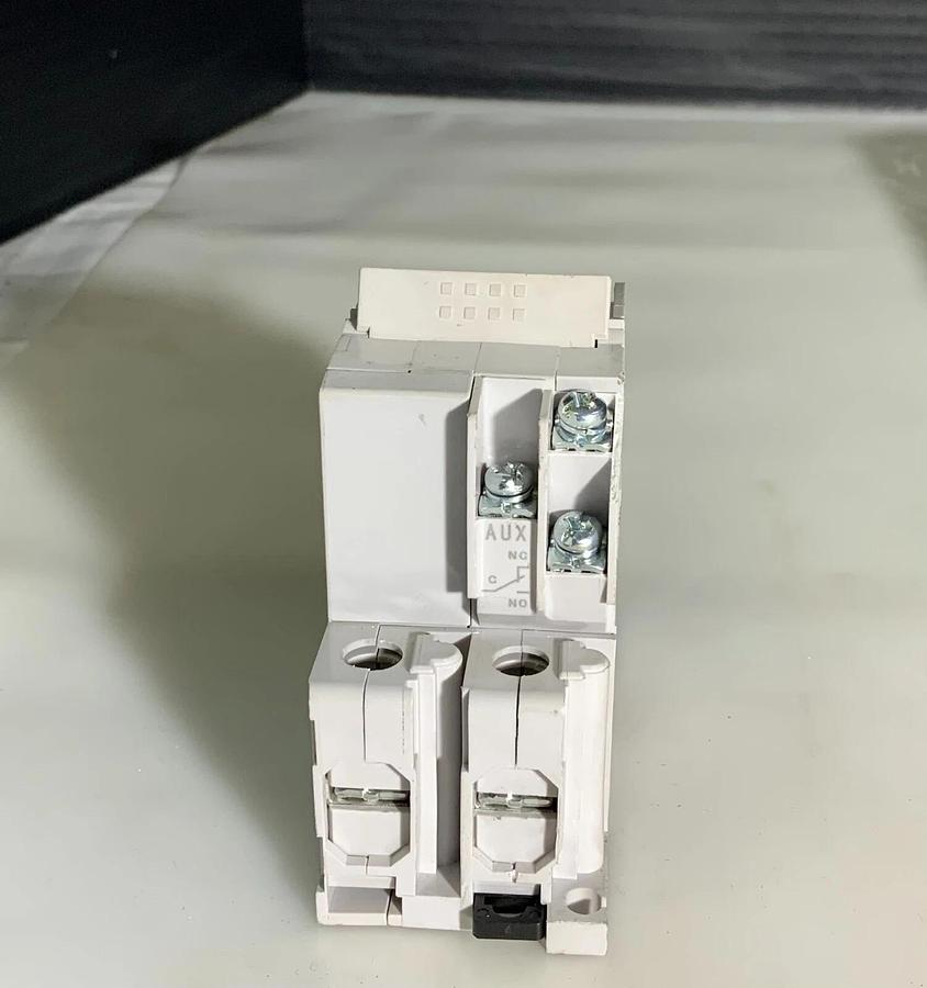 IDEC NC1V-2111-2AA ($29.99/EACH OBO)