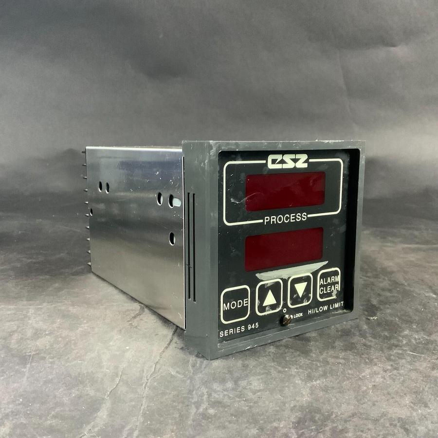 Used WATLOW P45A-1CAZ-AJAJ TEMPERATURE CONTROLLER ($145 OBO)
