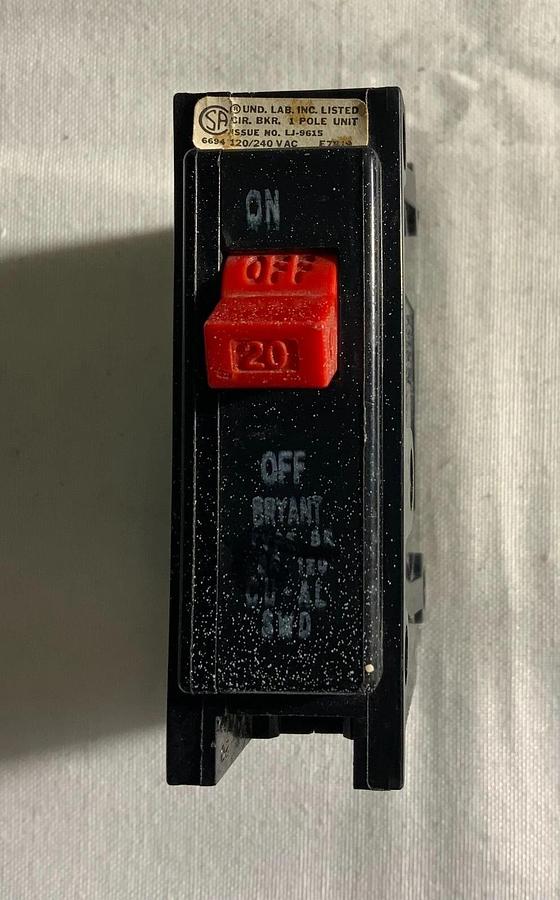 HUBELL BRYANT BR120 20 A ($19.99 OBO)