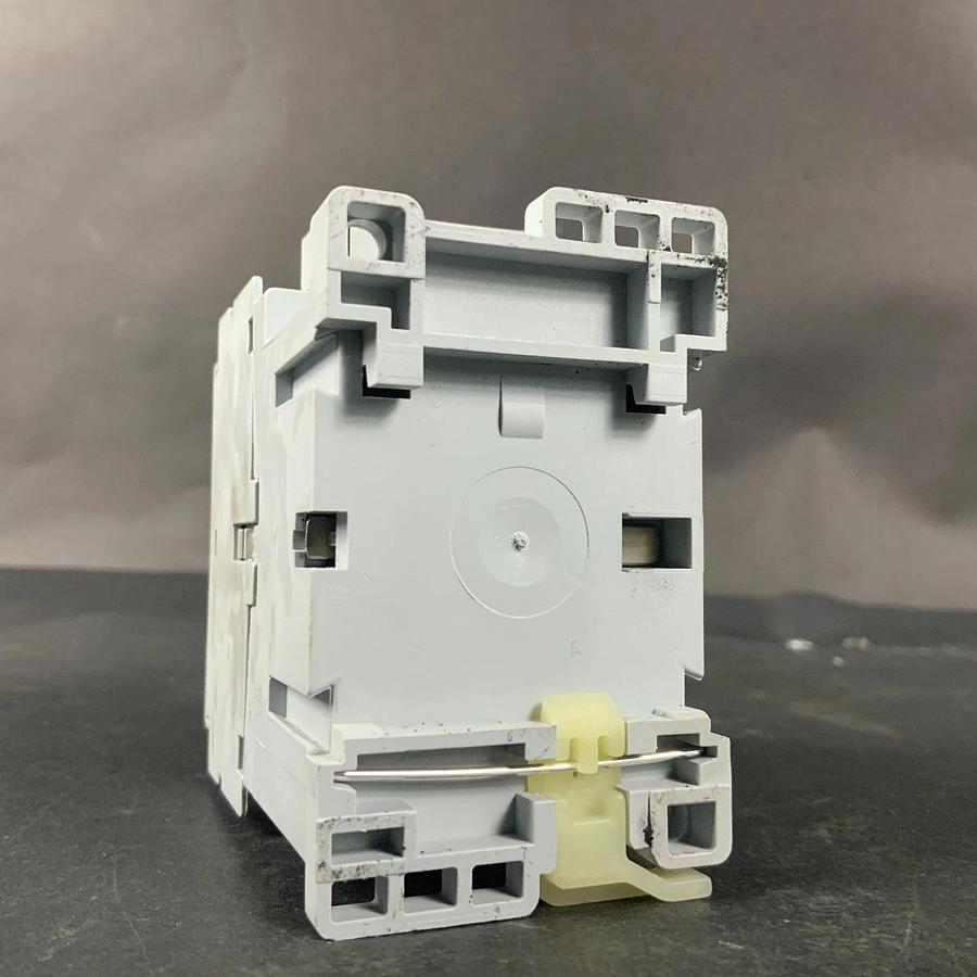 Used ALLEN BRADLEY 100-C23*10 SERIES C CONTACTOR RELAY ($25 OBO)