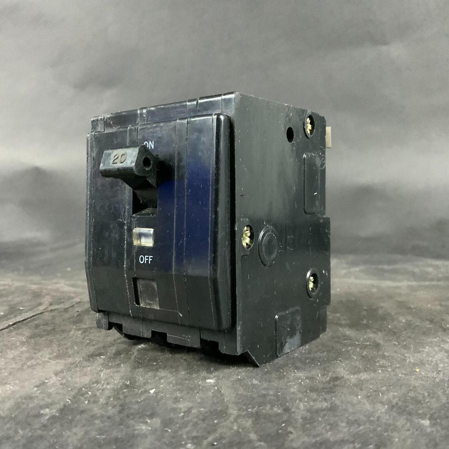 Used SQUARE D LL-7337 CIRCUIT BREAKER ($70 OBO)