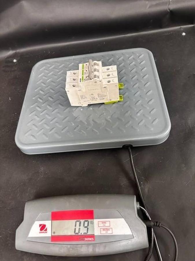 Used NOARK B1H C13A 3-POLE CIRCUIT BREAKER ($20 OBO)