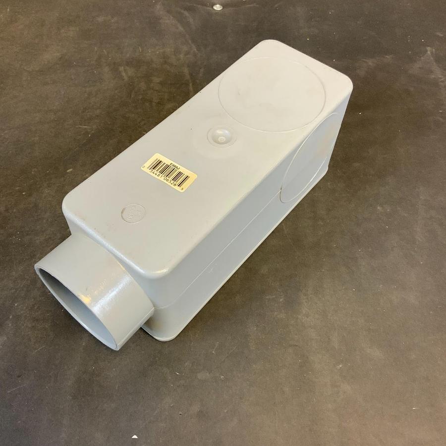 Used THOMAS & BETTS E988J 2" TYPE-E CONDUIT BODY ($10 OBO)