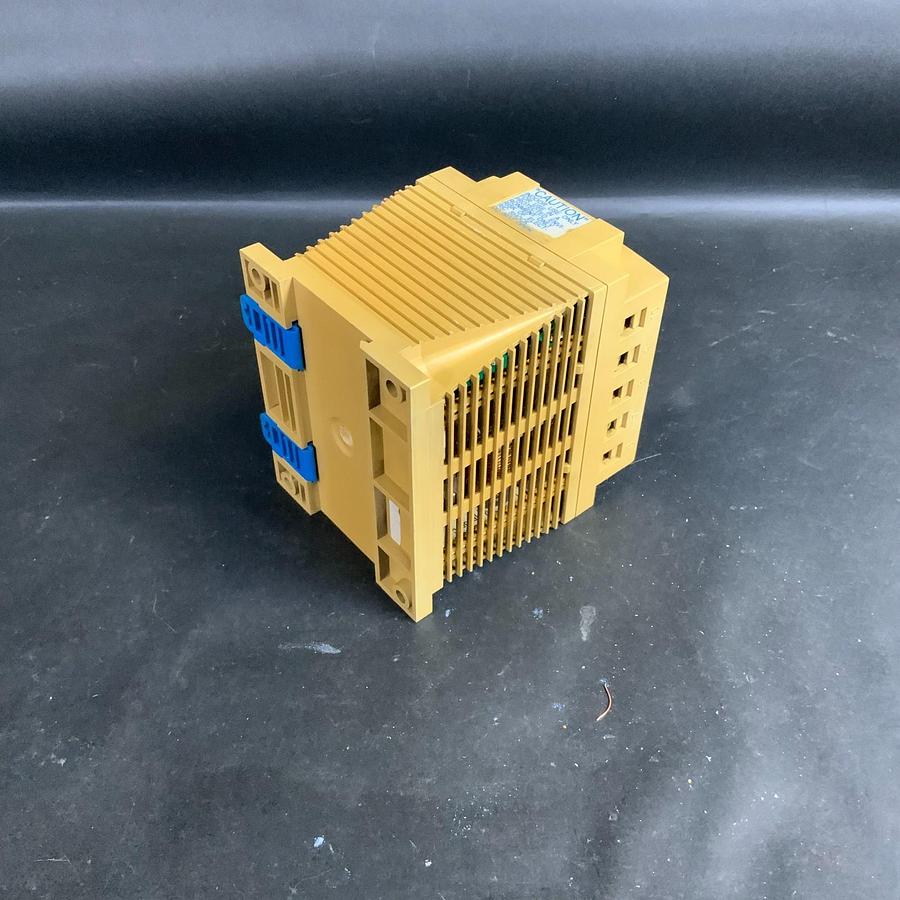 Used IDEC IZUMI PS5R-C24 POWER SUPPLY ($15 OBO)