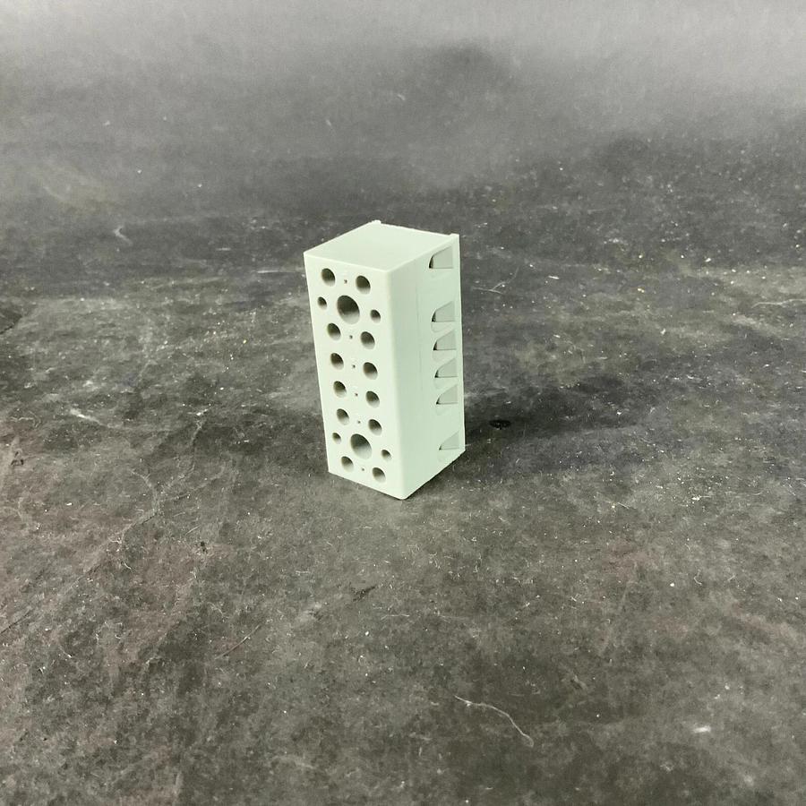 Used PHOENIX CONTACT G5/6 TERMINAL BLOCK ($6 OBO)