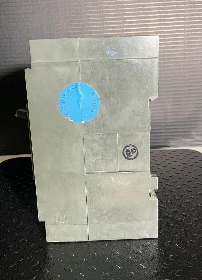 Used SIEMENS 3VT5300-0BU00 ($59.99 OBO)