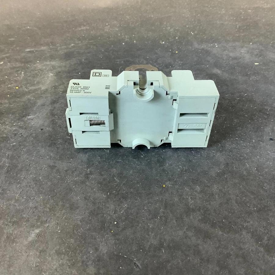 Used SQUARE D 8501 NR82 RELAY SOCKET ($10 OBO)