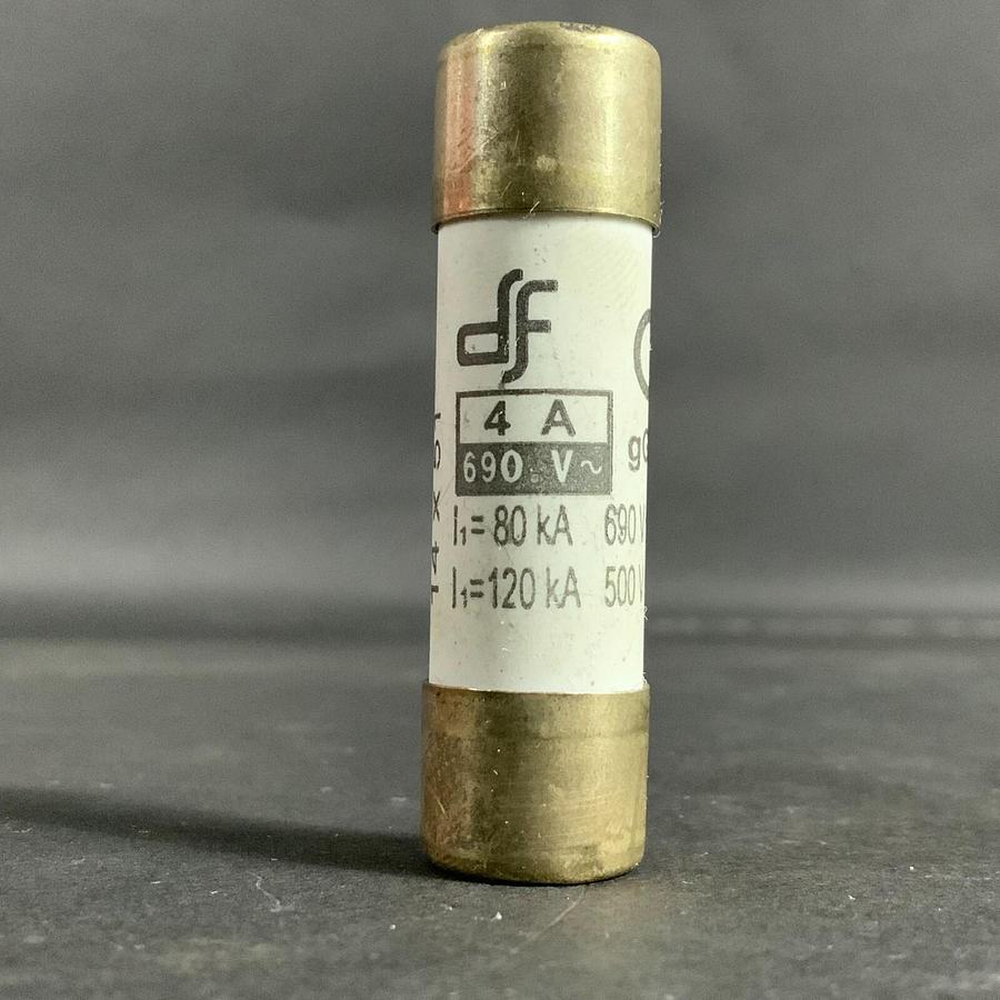 Used DF ELECTRIC 421004 FUSE 4AMP ($8 OBO)