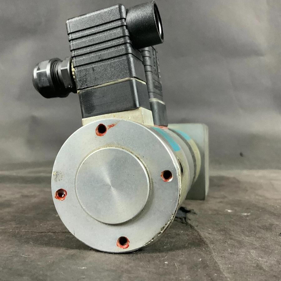 Used NECKAR MOTOREN DEISSLINGEN 557193 GEAR MOTOR ($240 OBO)
