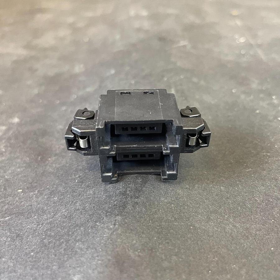 Used OMRON DCN4-MD4 - RECEPTACLE CONNECTOR