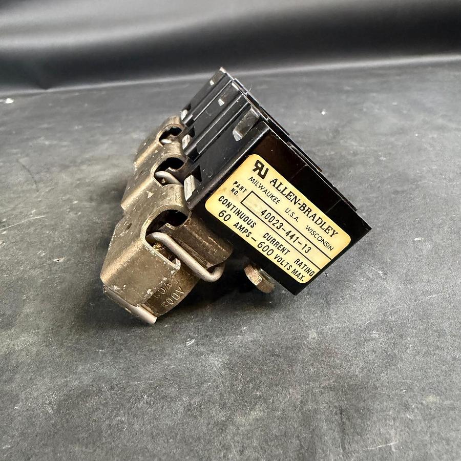 Used ALLEN BRADLEY 40023-441-13 FUSE BLOCK ($18 OBO)
