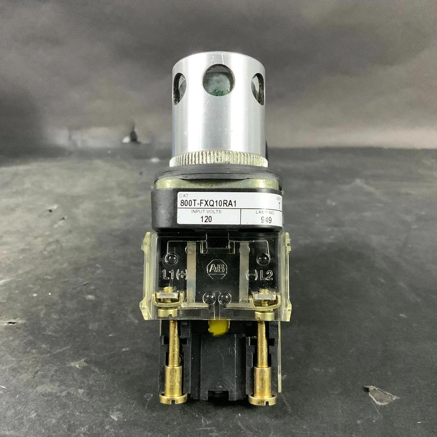 Used ALLEN BRADLEY 800T-FXQ10RA1 SER T GREEN PUSHBUTTON ($80 OBO)