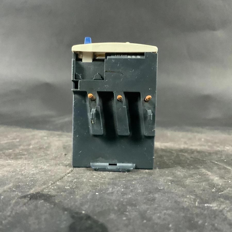 Used SCHNEIDER LRD 08 OVERLOAD RELAY ($20 OBO)