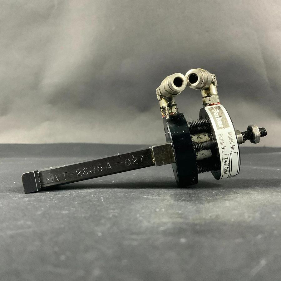 Used PARKER .75NLP40.50 PNEUMATIC CYLINDER ($45 OBO)