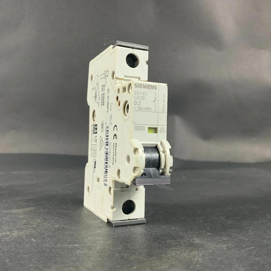 Used SIEMENS 5SY4103-8 CIRCUIT BREAKER ($30 OBO)
