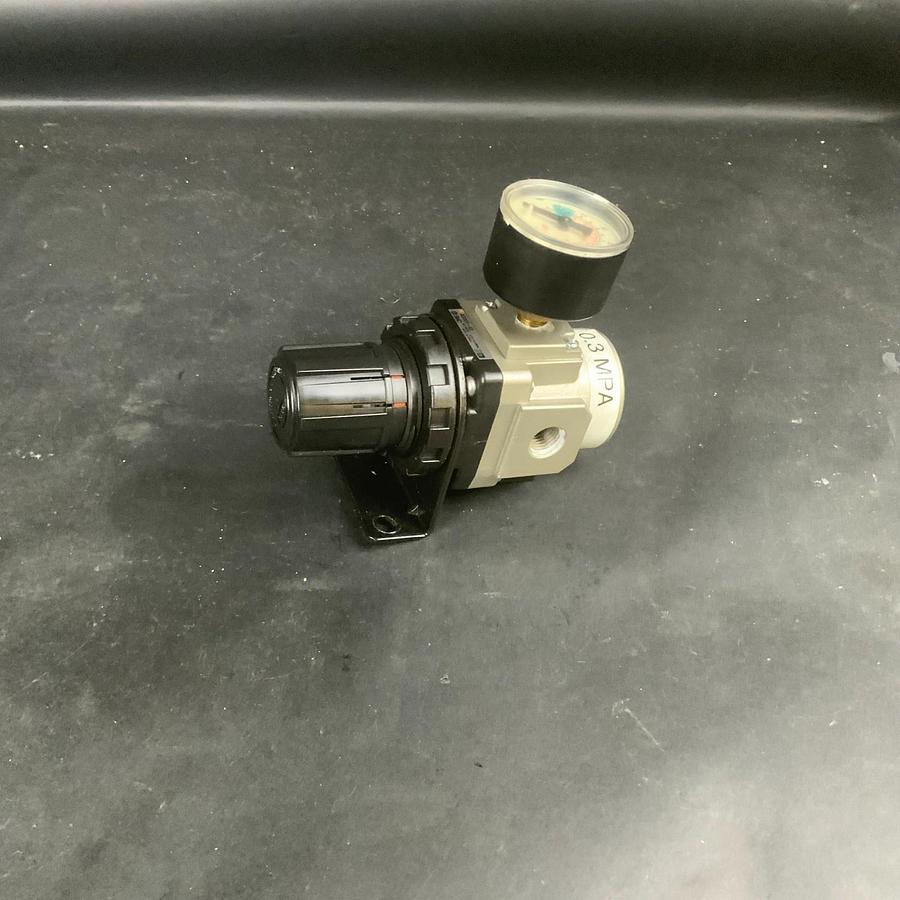 Used SMC AR30K-02 REGULATOR ($10 OBO)