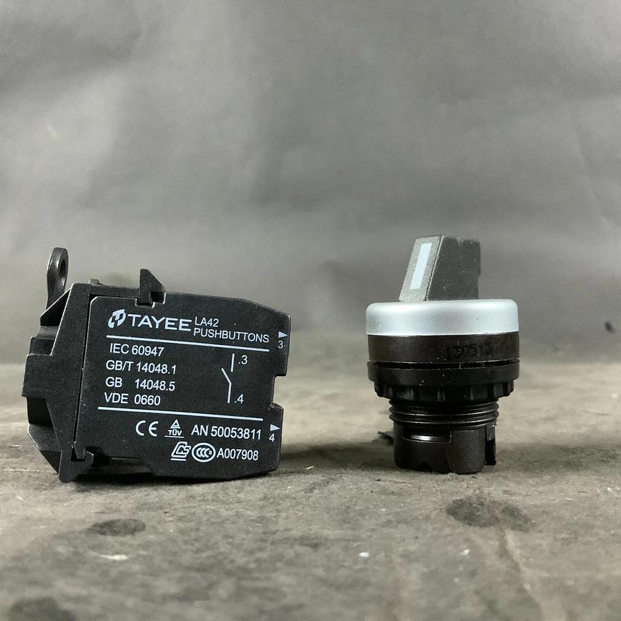 TAYEE LA42 CONTACT BLOCK ($12 OBO)