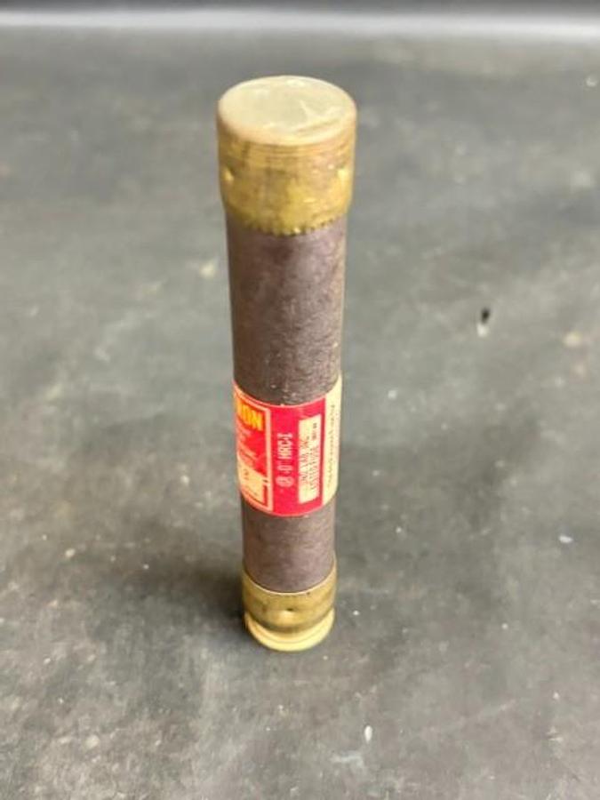 Used BUSSMANN FUSETRON FRS-R-8 FUSE