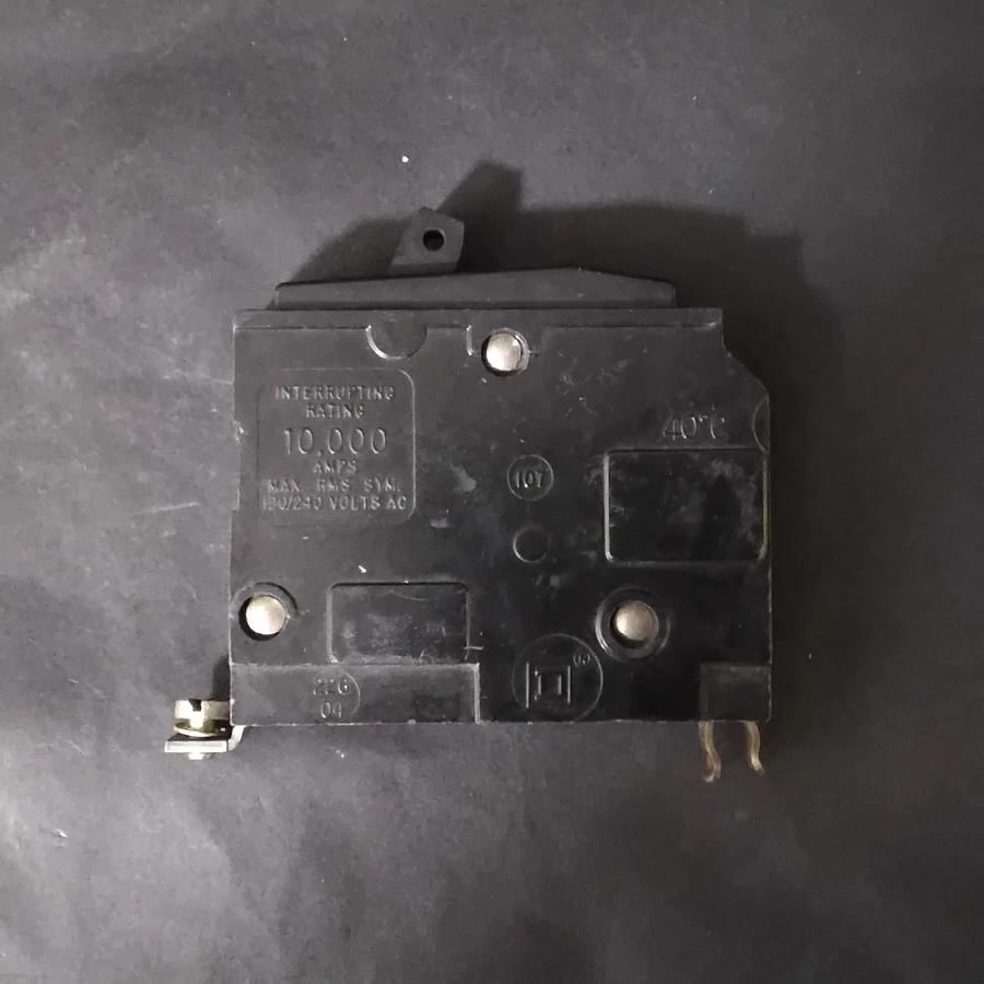 Used SQUARE D QOB130 CIRCUIT BREAKER ($20 OBO)