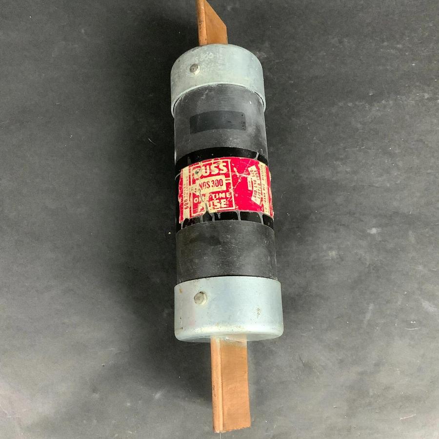 Used BUSSMANN NOS-300 ONE-TIME FUSE ($22 OBO)