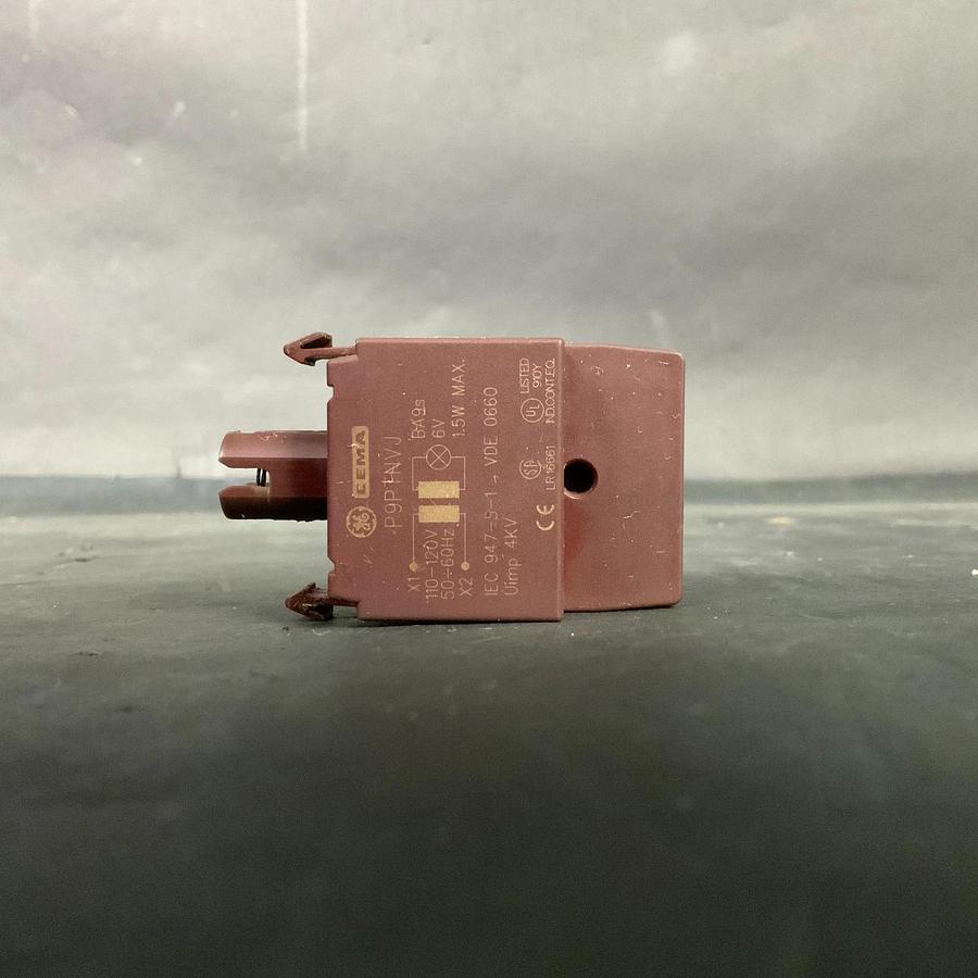 Used CEMA P9PTNVJ SWITCH PART LAMP MODULE ($15 OBO)