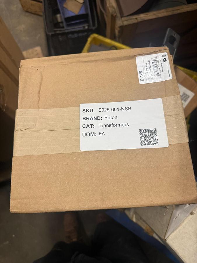 EATON 66B2024G01 CURRENT TRANSFORMER