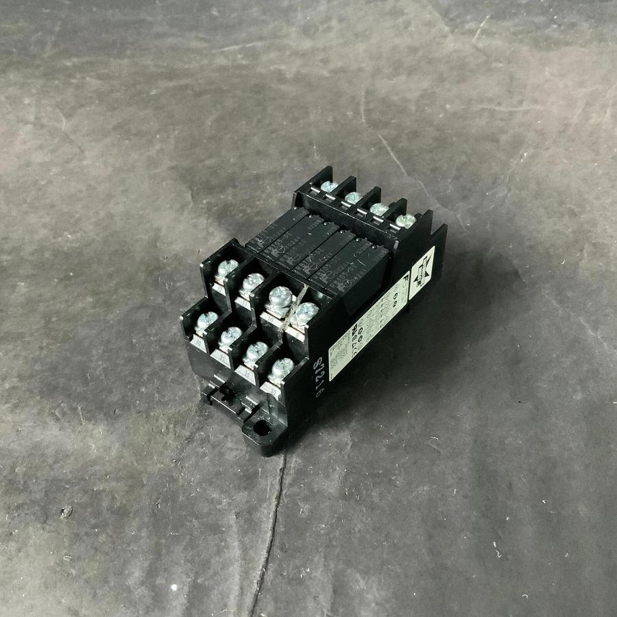 Used AUTOMATION DIRECT RS6N-DE CARD RELAY ($15 OBO)