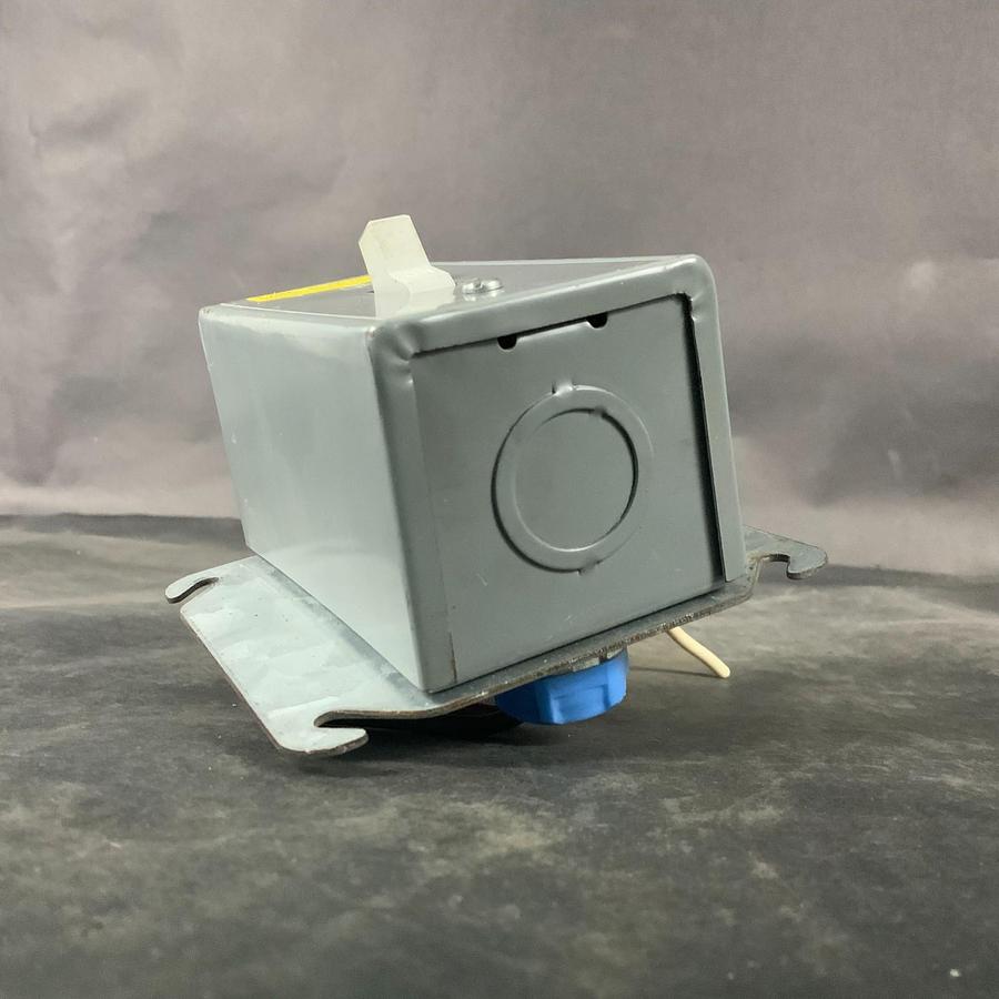 Used SQUARE D 2510 FG-2 MANUAL STARTER ($30 OBO)