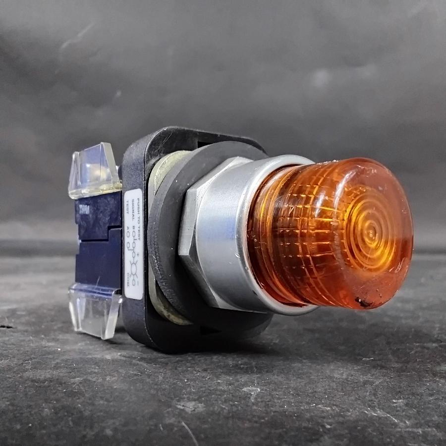 Used ALLEN BRADLEY 800T-QTH24A ORANGE PUSHBUTTON ($30 OBO)