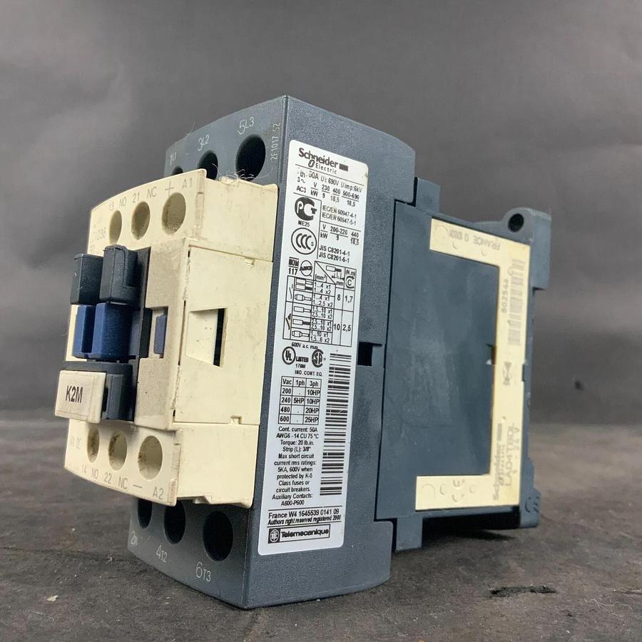 Used SCHNEIDER ELECTRIC LC1D38BD CONTACTOR ($45 OBO)