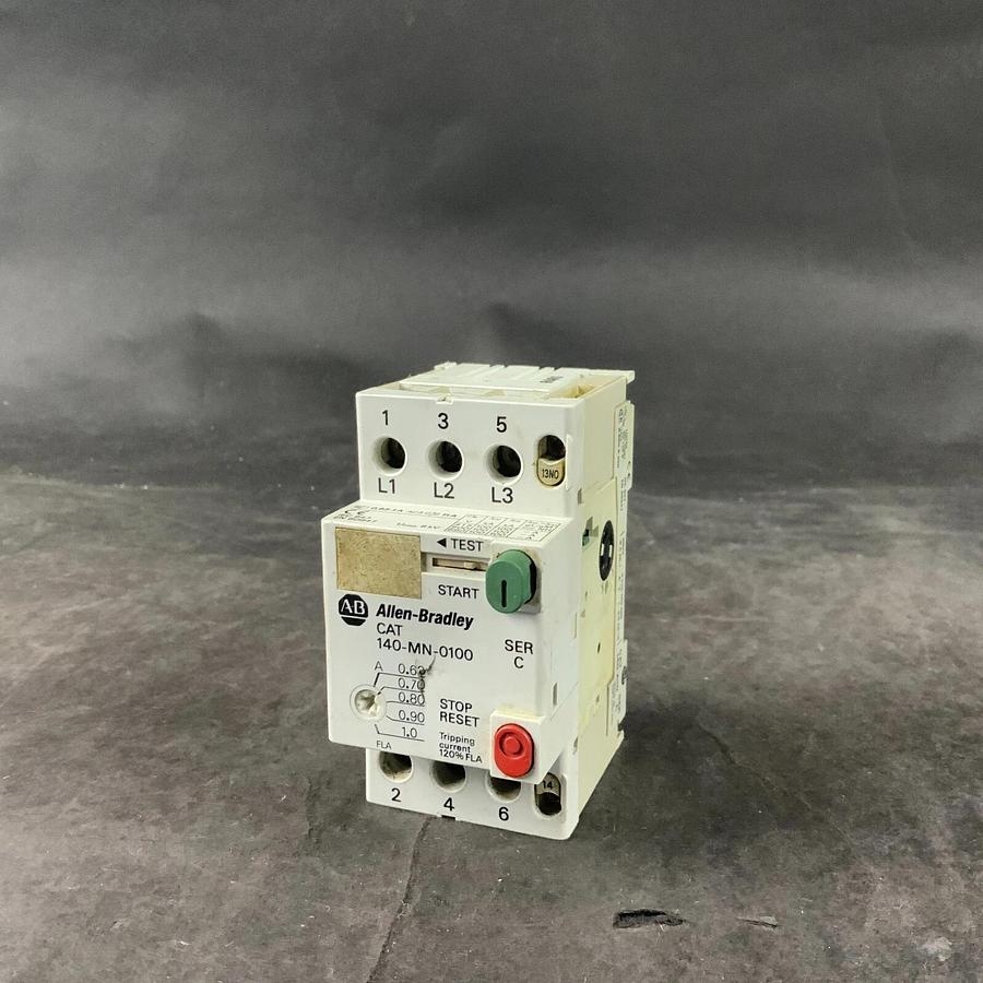 Used ALLEN BRADLEY 140-MN-0100 MANUAL STARTER ($20 OBO)