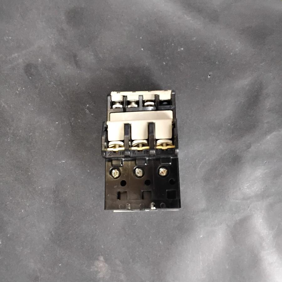 Used AEG B17S THERMAL OVERLOAD RELAY ($30 OBO)