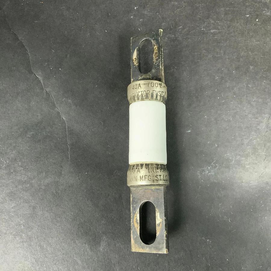 BUSSMANN FWP 40 SEMICONDUCTOR FUSE ($22 OBO)