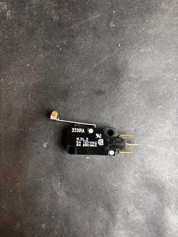 Used OMRON K3L2 MICROSWITCH ($6 OBO)