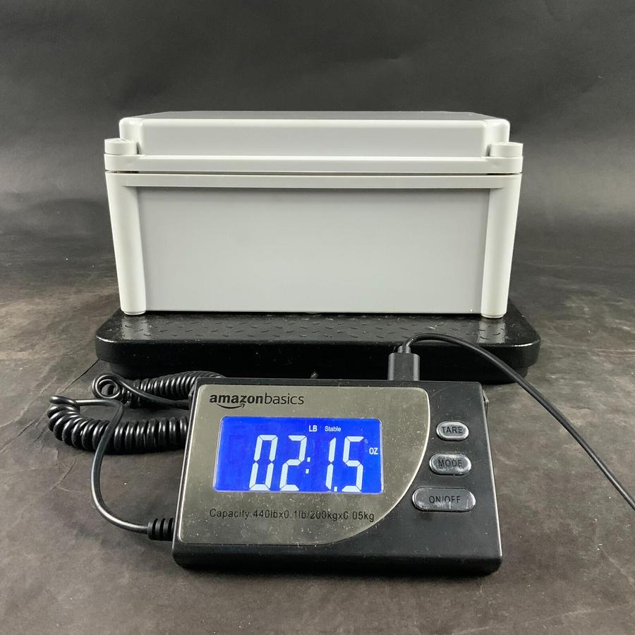 CNMIBO PLASTIC WATERPROOF ENCLOSURE ($30 OBO)