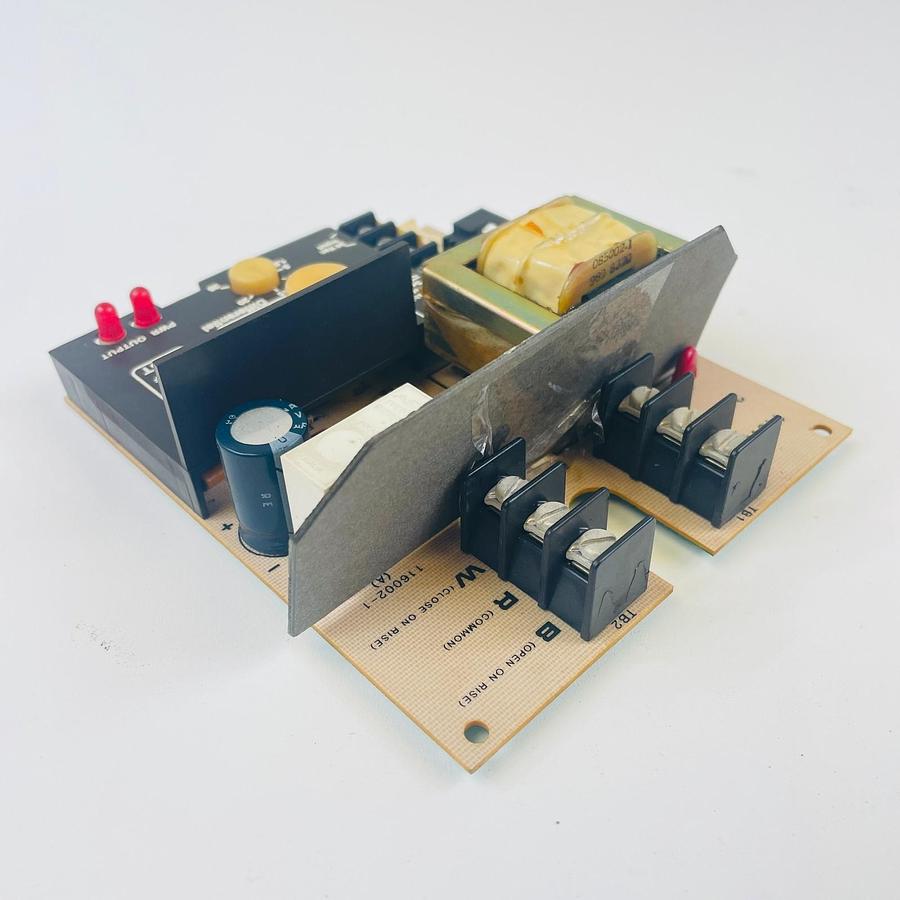 Used EPC-1 118002-1 B HVAC/R ELECTRONIC TEMPERATURE CONTROL MODULE 94-V0