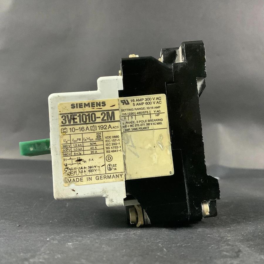 Used SIEMENS 3VE1010-2M STARTER PROTECTOR ($20 OBO)