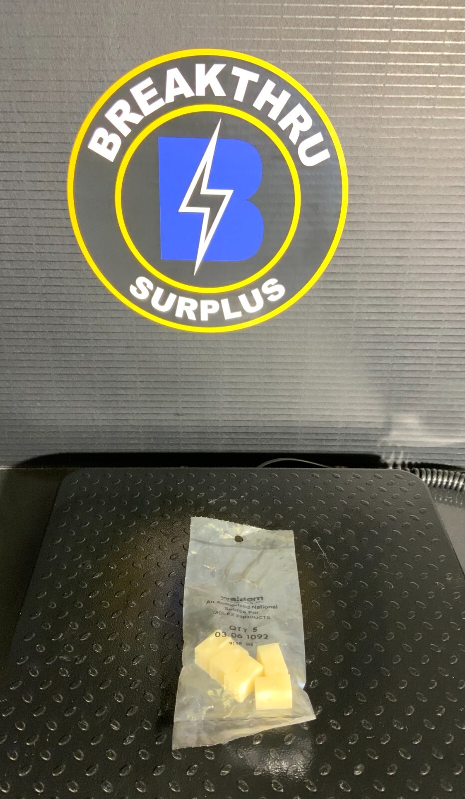 Used MOLEX 03-06-1092 PIN AND SOCKET RECEPTACLE HOUSING - PACK OF 5 ($1.39/EACH OBO)