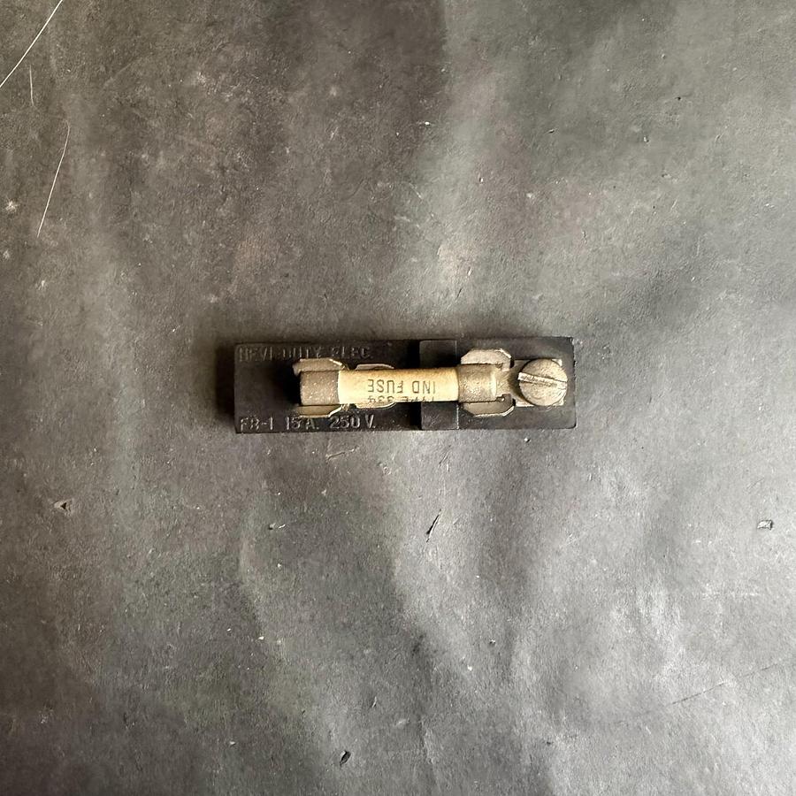 Used GENERAL SIGNAL FB-1 FUSE HOLDER