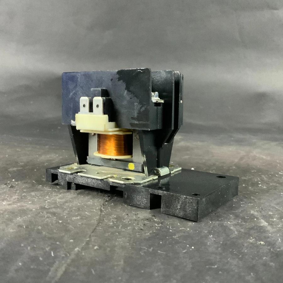 Used SQUARE D 8910DP32V02 COIL ($55 OBO)