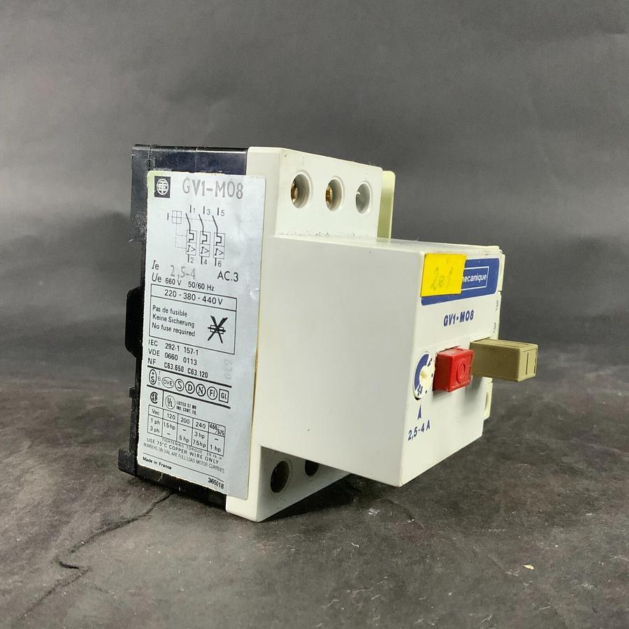 Used TELEMECANIQUE GV1-MO8 CIRCUIT BREAKER ($25 OBO)