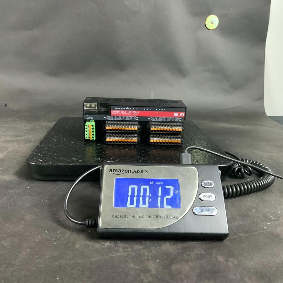 Used OMRON DST1-ID12SL-1 SAFETY I/O TERMINAL ($145 OBO)